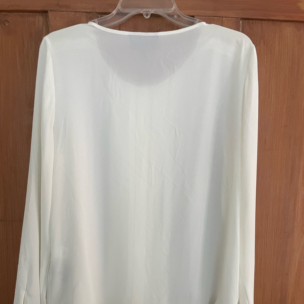 NWT Dana Buchman Ivory LS Blouse 10 - Picture 6 of 7